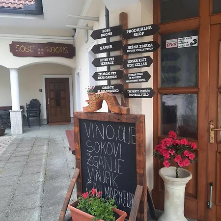 Farm stay Grobelnik Tourist Farm *