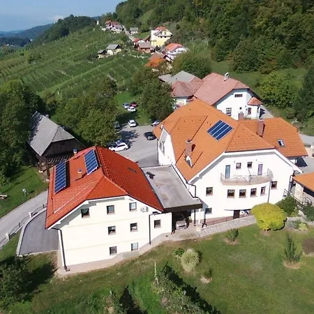 Grobelnik Tourist Farm 农家乐 Sevnica