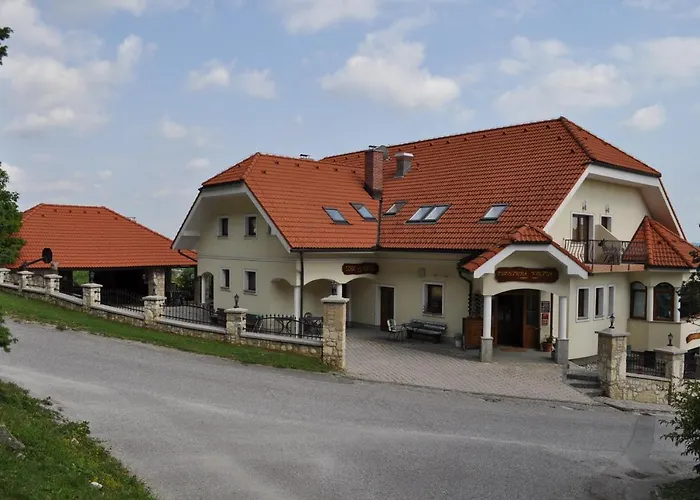 Grobelnik Tourist Farm Alojamento de Turismo Rural Sevnica